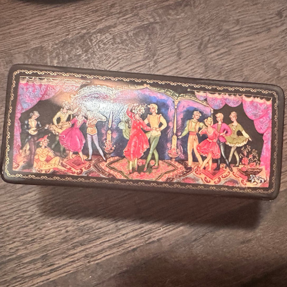 VINTAGE ARDLEIGH ELLIOT & SONS RUSSIAN NUTCRACKER MUSIC TRINKET - Picture 2 of 8